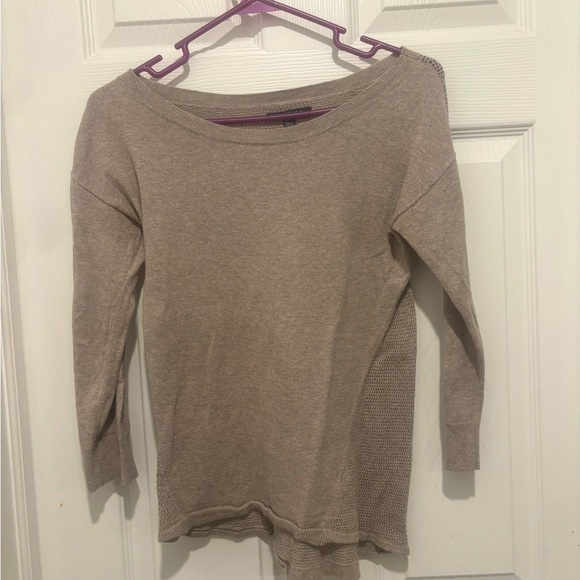 American Eagle Gray Sweater Mesh Back. Size XS. - Picture 1 of 5